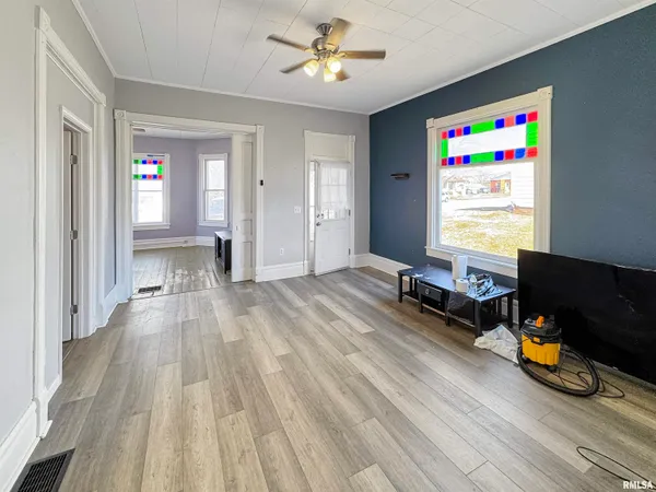 $59,500 | 118 West North Street, Mount Sterling, IL 62353