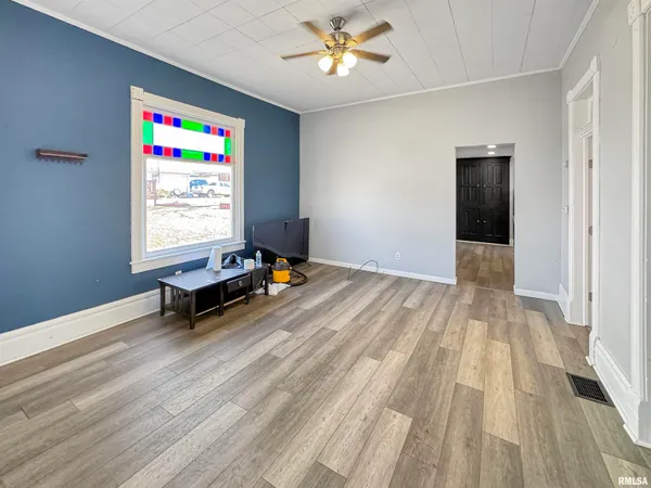 $59,500 | 118 West North Street, Mount Sterling, IL 62353