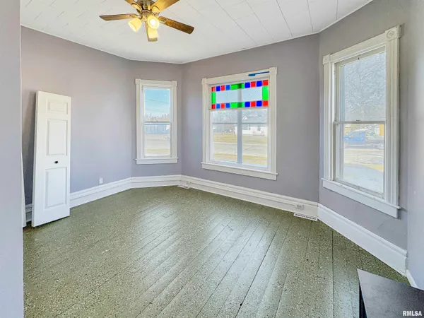 $59,500 | 118 West North Street, Mount Sterling, IL 62353