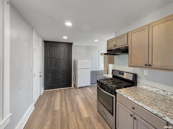 $59,500 | 118 West North Street, Mount Sterling, IL 62353