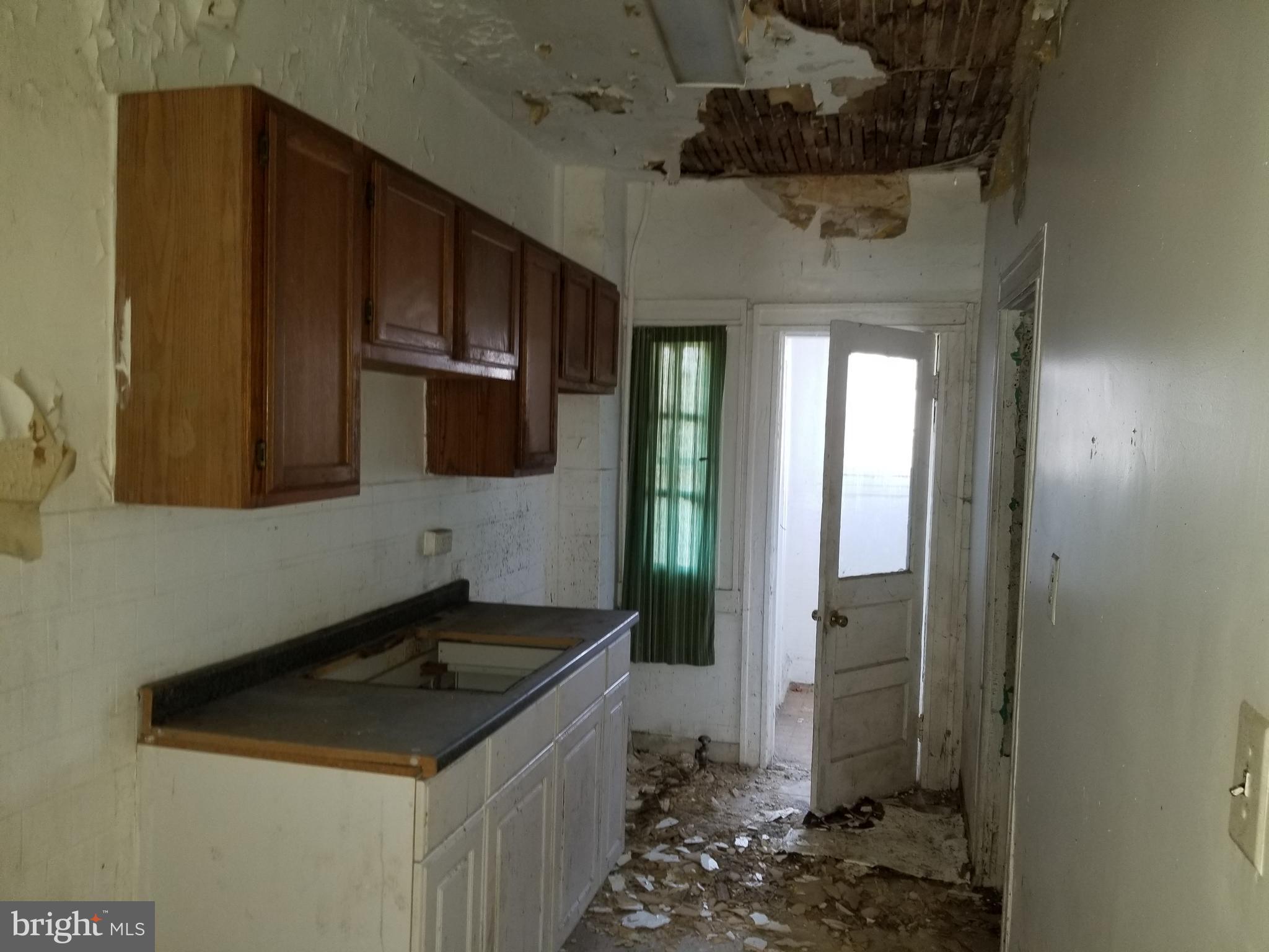 4840 Pimlico Road Baltimore, MD 21215 - Photo 5 of 7