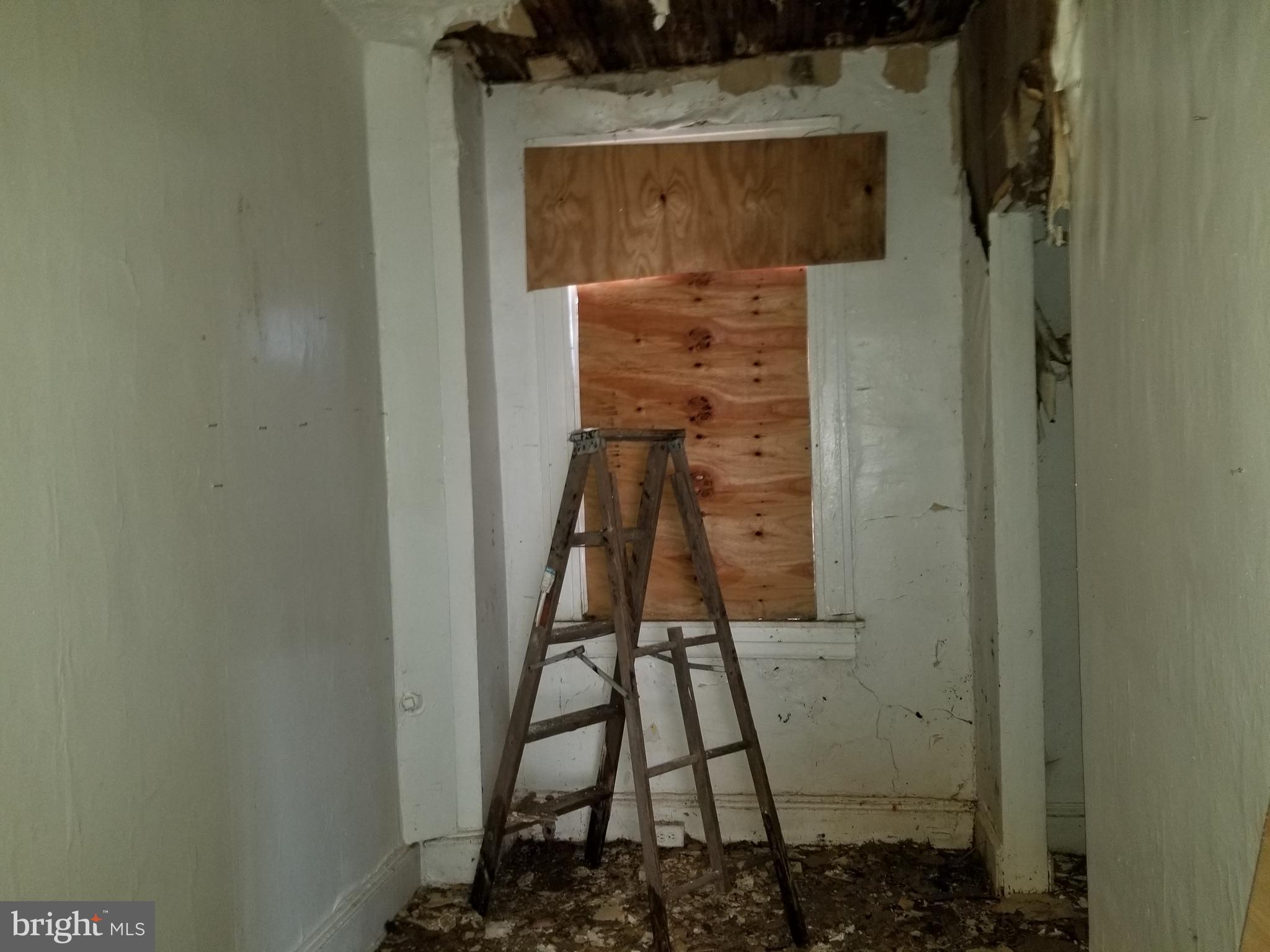 4840 Pimlico Road Baltimore, MD 21215 - Photo 6 of 7