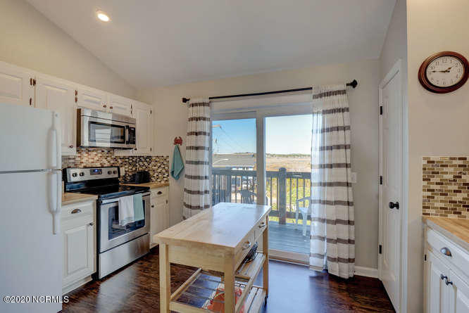 1916 New River Inlet Road, Unit 202 North Topsail Beach, NC 28460 - Photo 29 of 47 Shipwatch