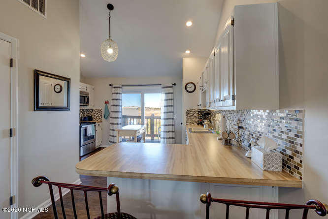 1916 New River Inlet Road, Unit 202 North Topsail Beach, NC 28460 - Photo 30 of 47 Shipwatch