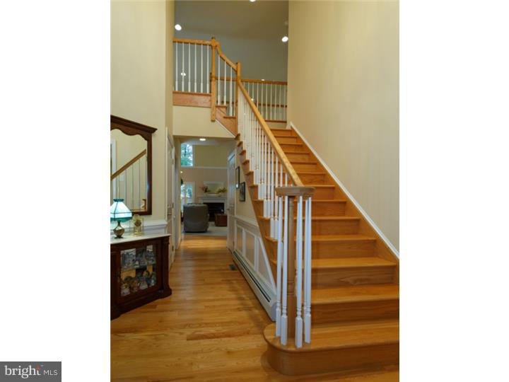 10 Log Cabin Road Perkasie, PA 18944 - Photo 17 of 19 Hallway