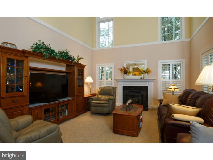10 Log Cabin Road Perkasie, PA 18944 - Photo 3 of 19 Family Room