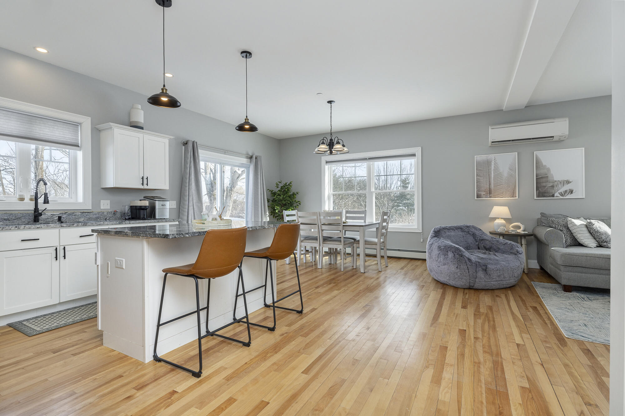 81 Queen Street Gorham, ME 04038 - Photo 11 of 60 81 Queen St._W5_01