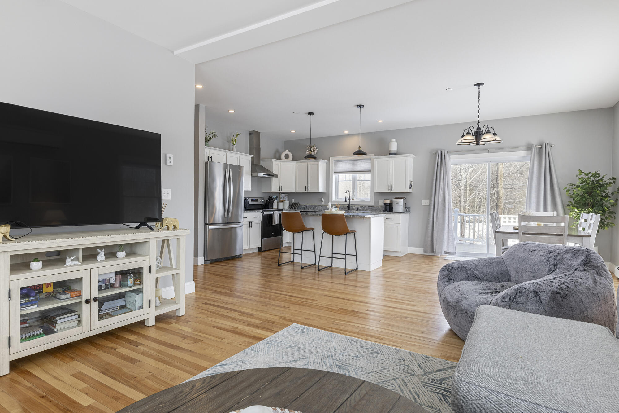 81 Queen Street Gorham, ME 04038 - Photo 13 of 60 81 Queen St._W5_11