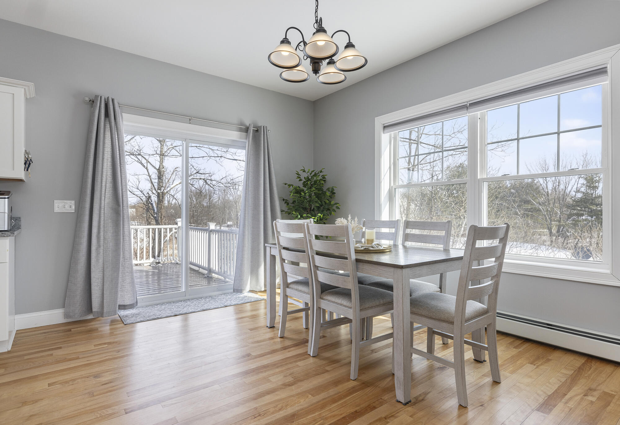 81 Queen Street Gorham, ME 04038 - Photo 3 of 60 81 Queen St._W5_12