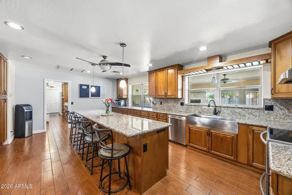 $869,900 | 1456 North Gaylord Circle, Mesa, AZ 85213