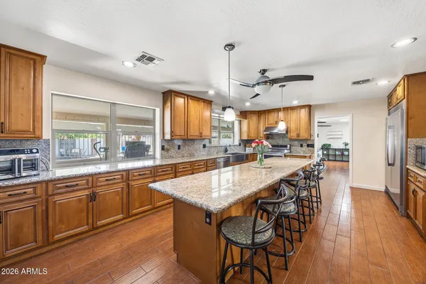 $869,900 | 1456 North Gaylord Circle, Mesa, AZ 85213