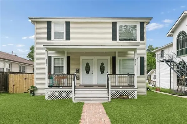 $2,000 | 6944 Canal Boulevard, New Orleans, LA 70124