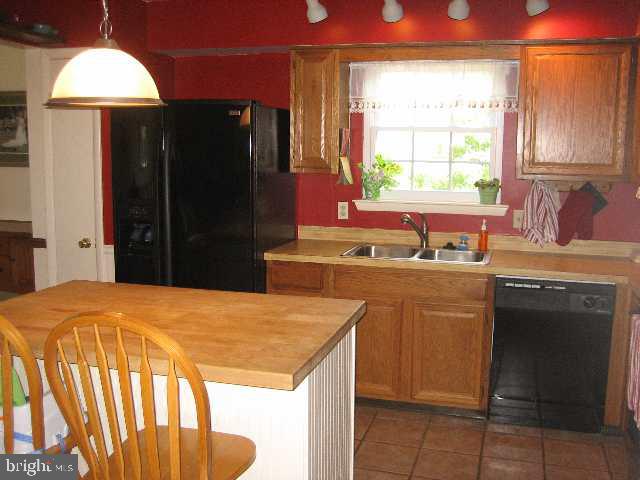 5110 Arney Road Harrisburg, PA 17111 - Photo 2 of 6 Gallery Image 2