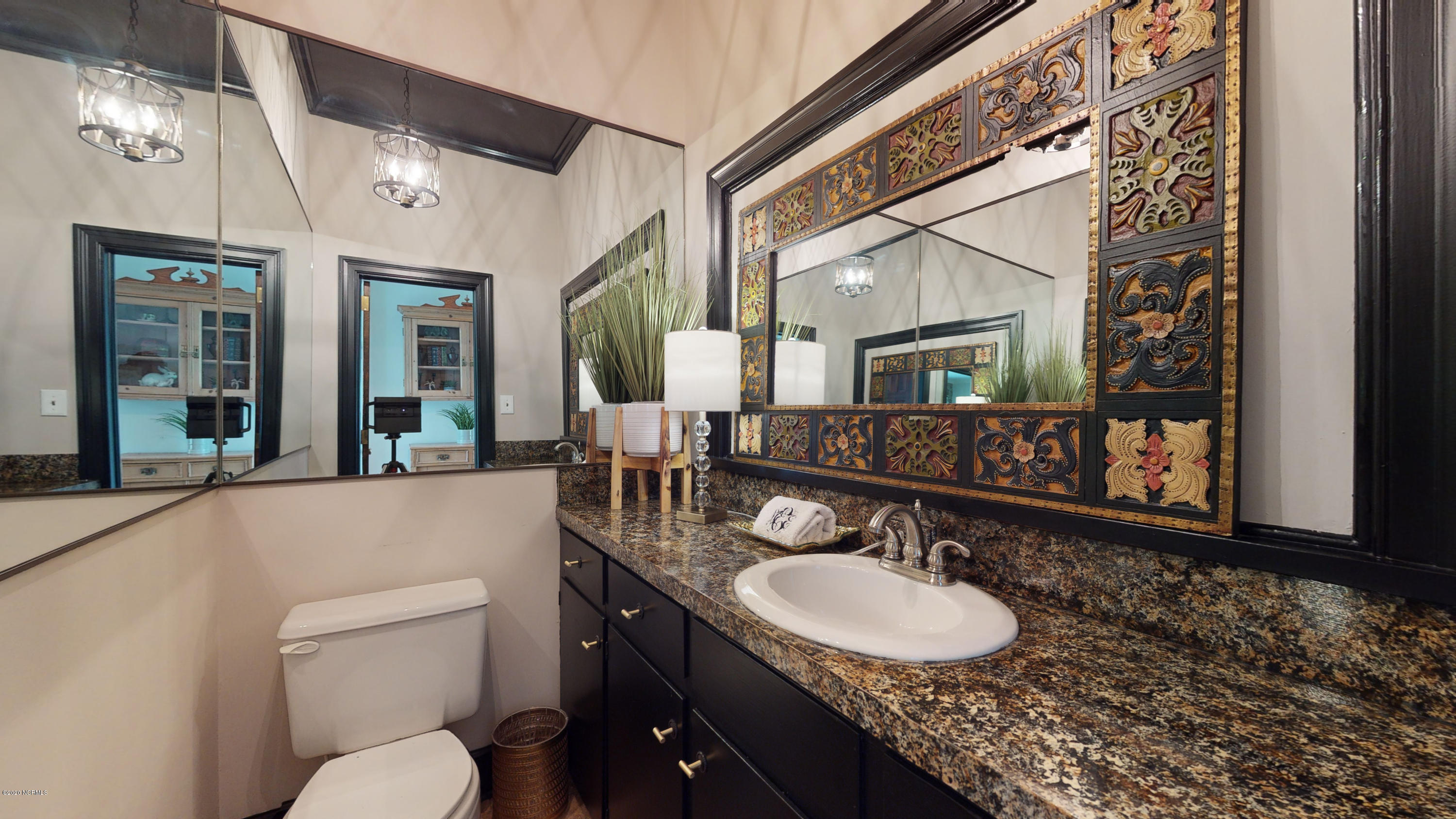 904 W Road Kinston, NC 28501 - Photo 29 of 56 Half Bath in Family Room