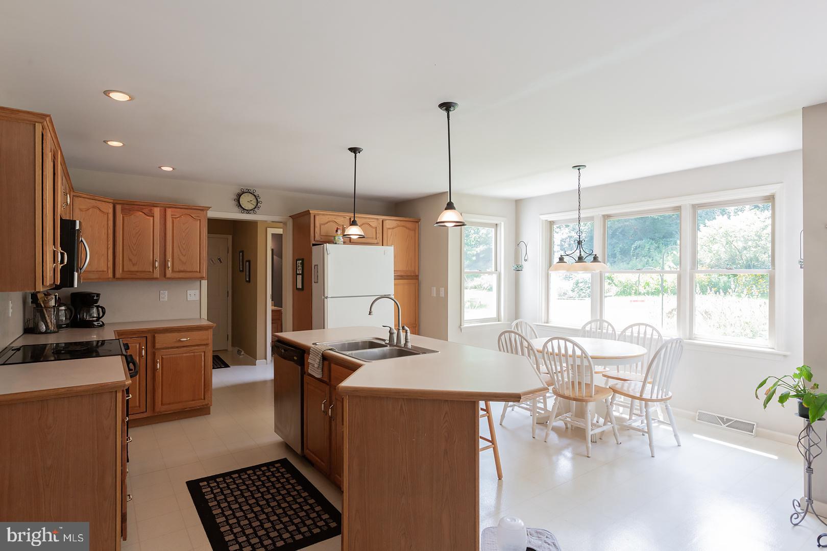 32 Diane Avenue Lititz, PA 17543 - Photo 23 of 61 Gallery Image 23