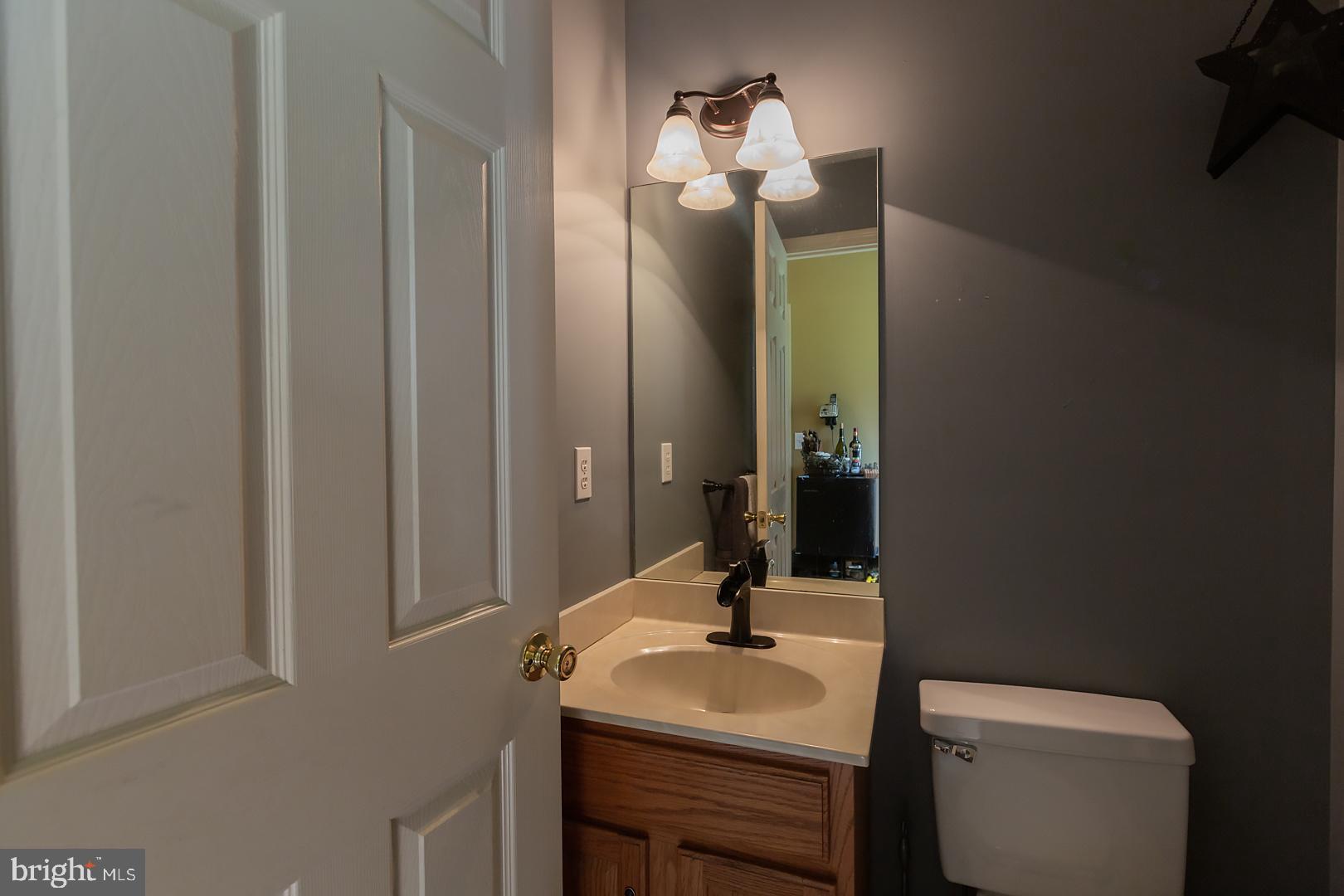 32 Diane Avenue Lititz, PA 17543 - Photo 28 of 61 first floor half bath