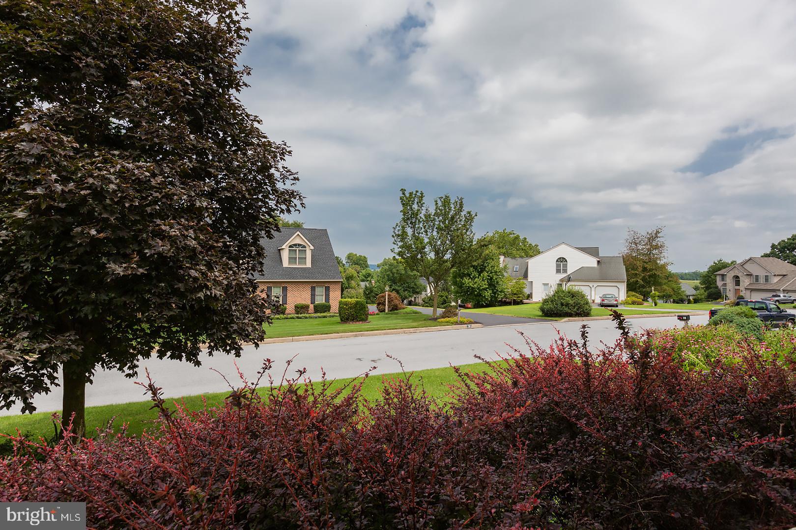 32 Diane Avenue Lititz, PA 17543 - Photo 8 of 61 Gallery Image 8
