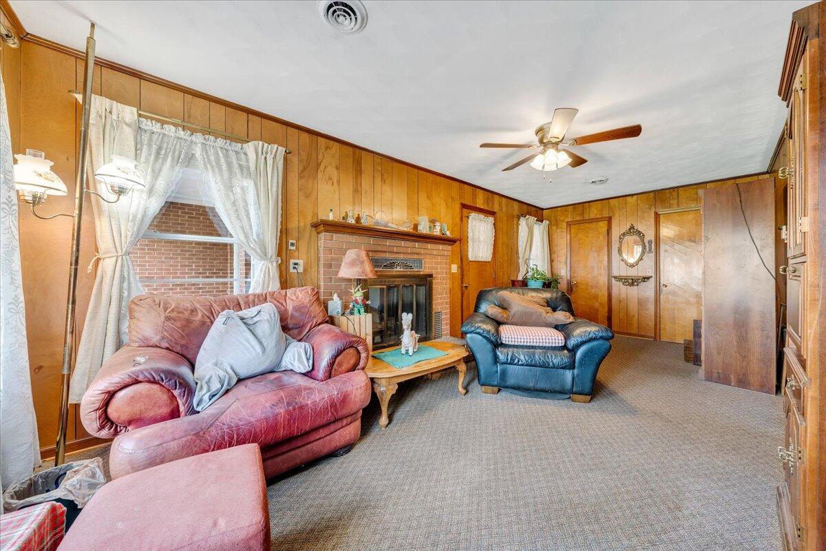 15772 Moneta Road Moneta, VA 24121 - Photo 4 of 31 05-MIB09689 - Copy