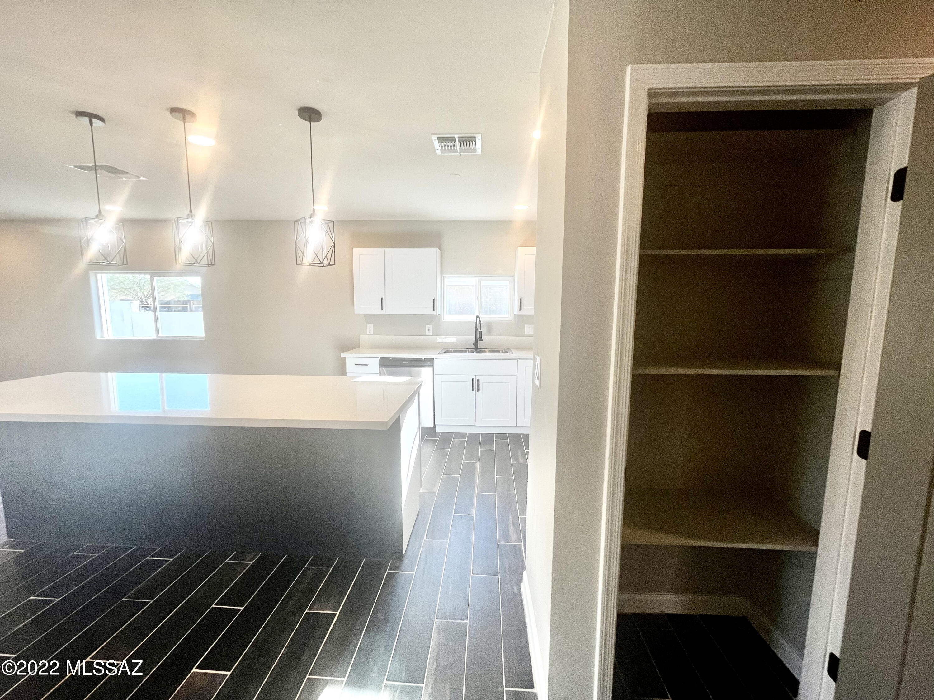 306 West 30th Street Tucson, AZ 85713 - Photo 10 of 50