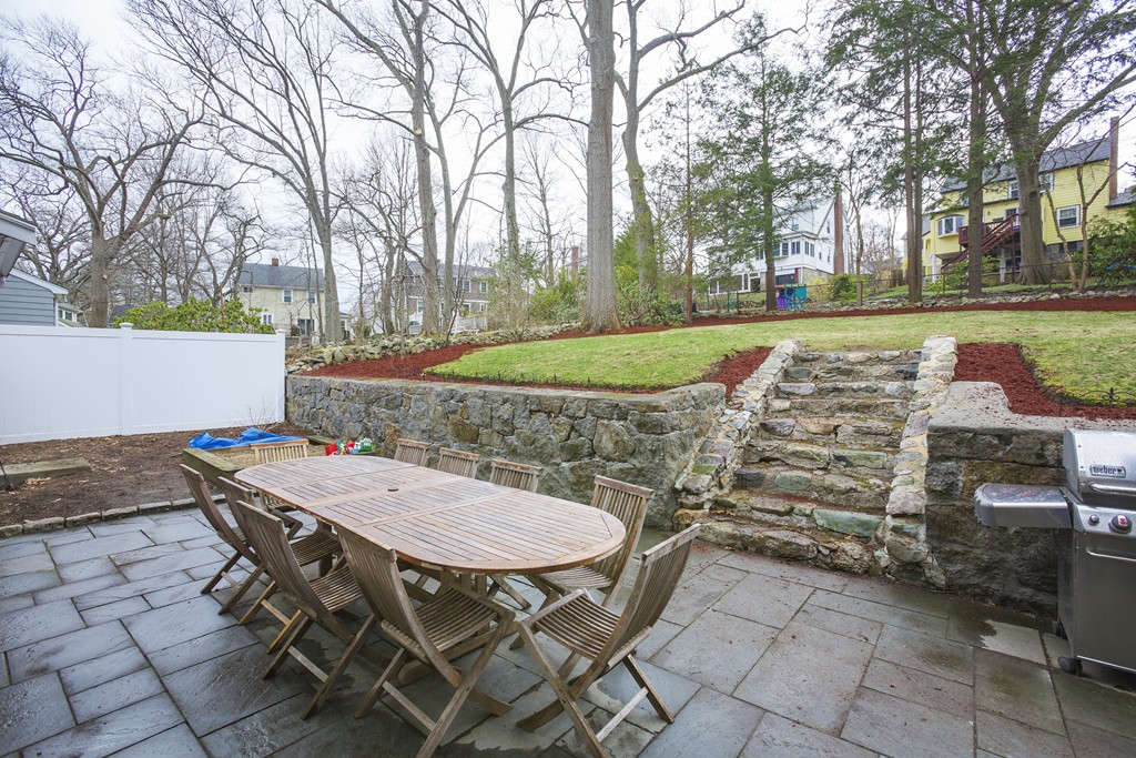 10 Glenburnie Road Boston, MA 02132 - Photo 7 of 8 Gallery Image 7