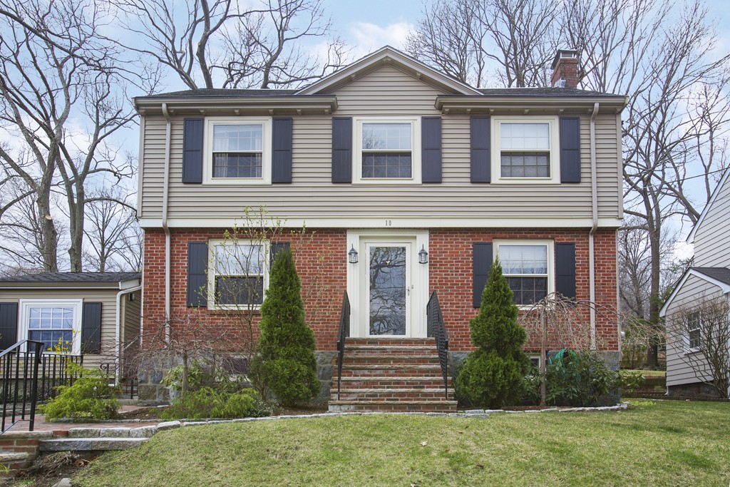 10 Glenburnie Road Boston, MA 02132 - Photo 8 of 8 Gallery Image 8