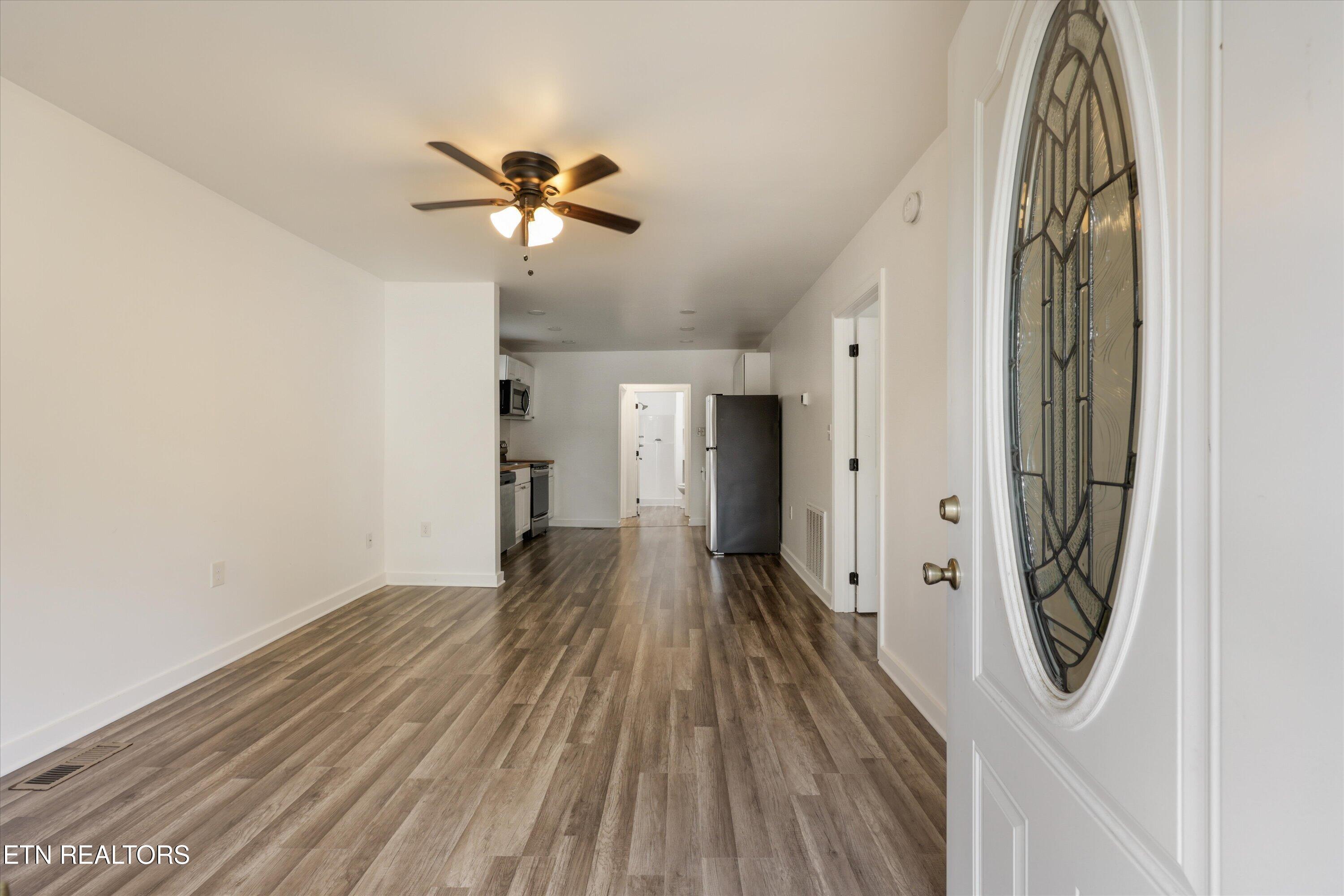 280 West Newcomen Street Alcoa, TN 37701 - Photo 7 of 28 07-280 W Newcomen St 04 - Copy