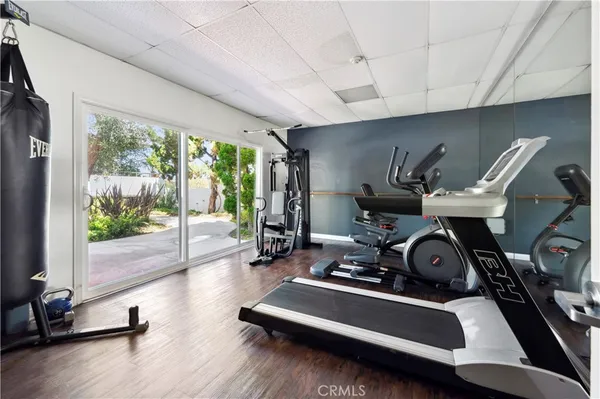 $3,195 | 415 South Prospect Avenue, Unit 105, Redondo Beach, CA 90277