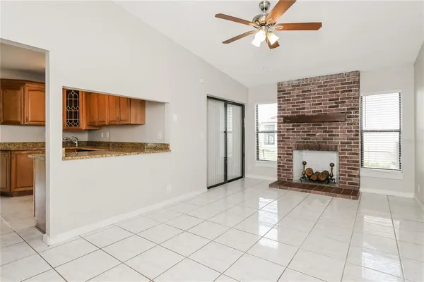 $1,745 | 820 East Flag Lane, Kissimmee, FL 34759