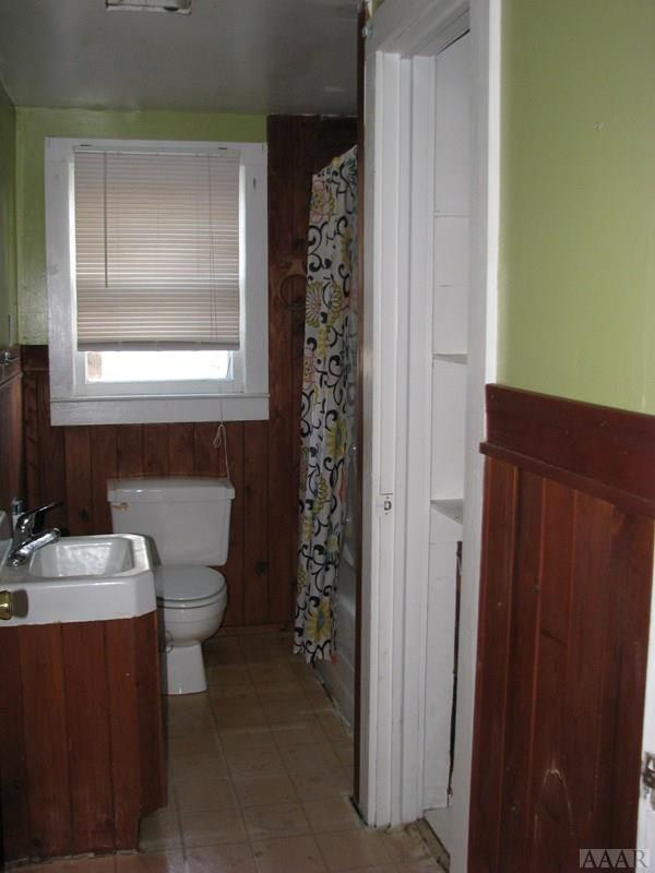 5318 Sound Side Road Columbia, NC 27925 - Photo 11 of 13 Full bath