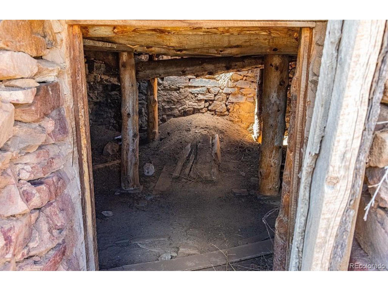 36 Marcey Road Westcliffe, CO 81252 - Photo 9 of 25 a view of entryway