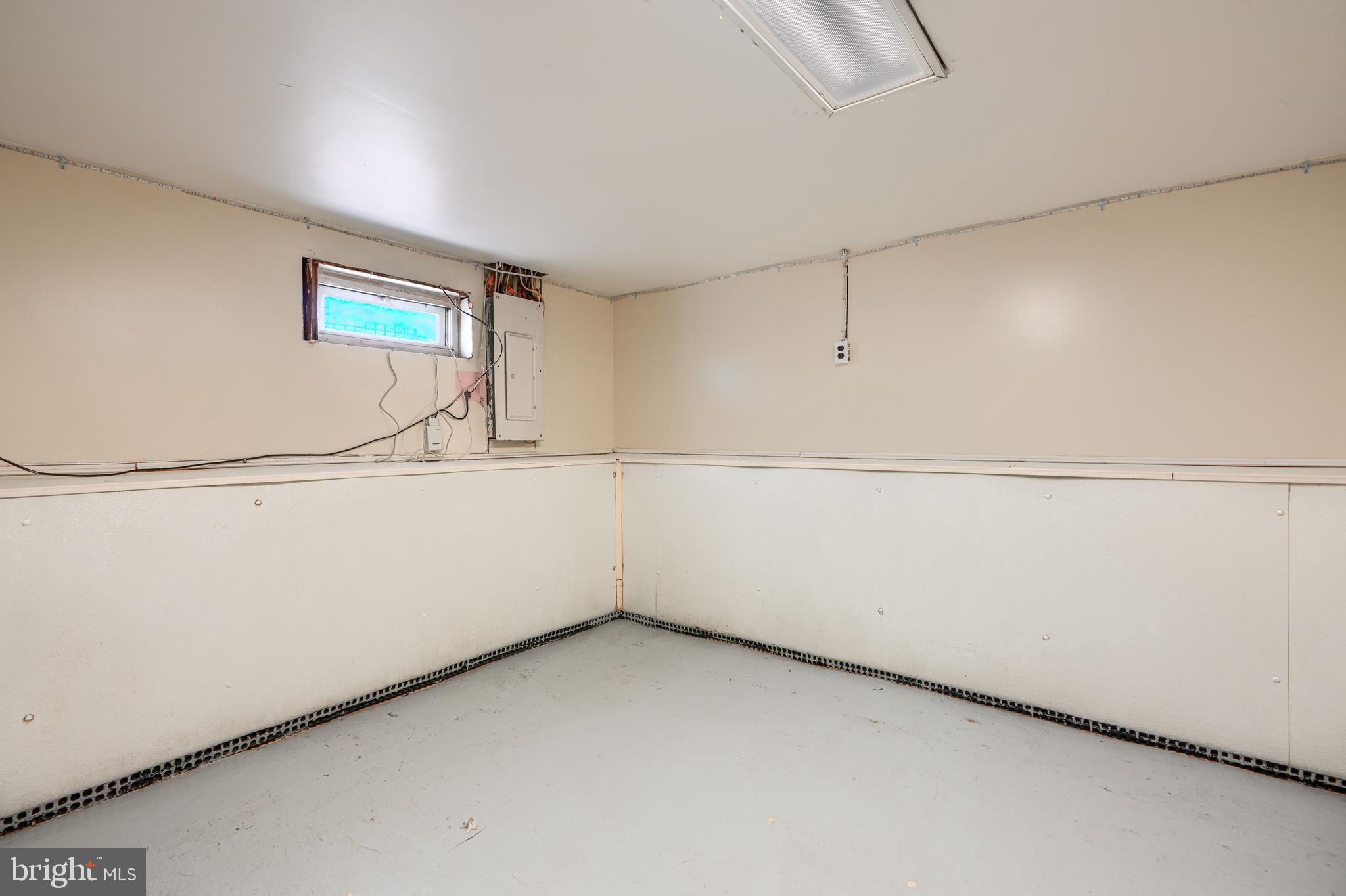 2215 Lodge Farm Road Baltimore, MD 21219 - Photo 29 of 38 Bonus Room 2 (lower level)
