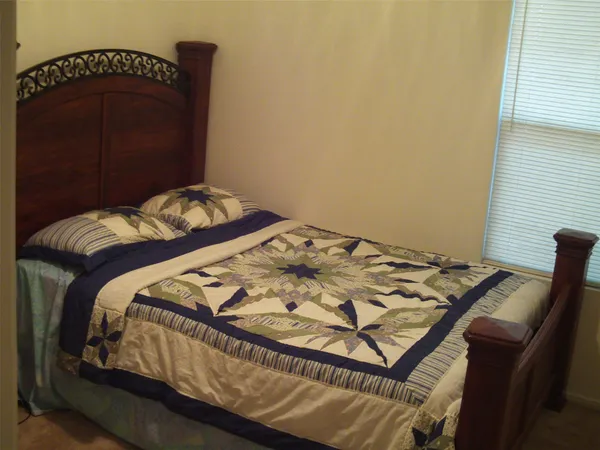 $1,700 | 10007 Copper Hollow Lane, Houston, TX 77044