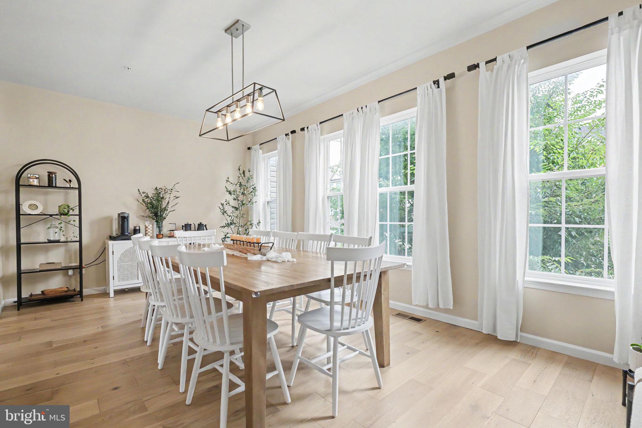 6221 Posey Street Frederick, MD 21703 - Photo 22 of 88 Dining Space
