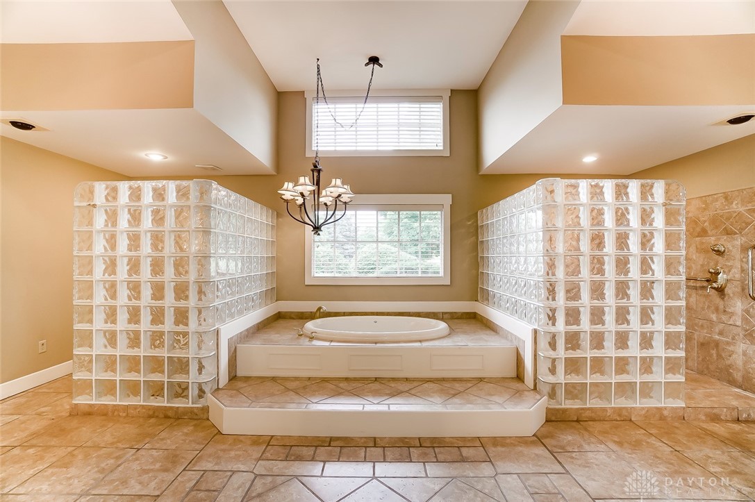 836 West Lower Springboro Road Springboro, OH 45066 - Photo 27 of 86 Gallery Image 27