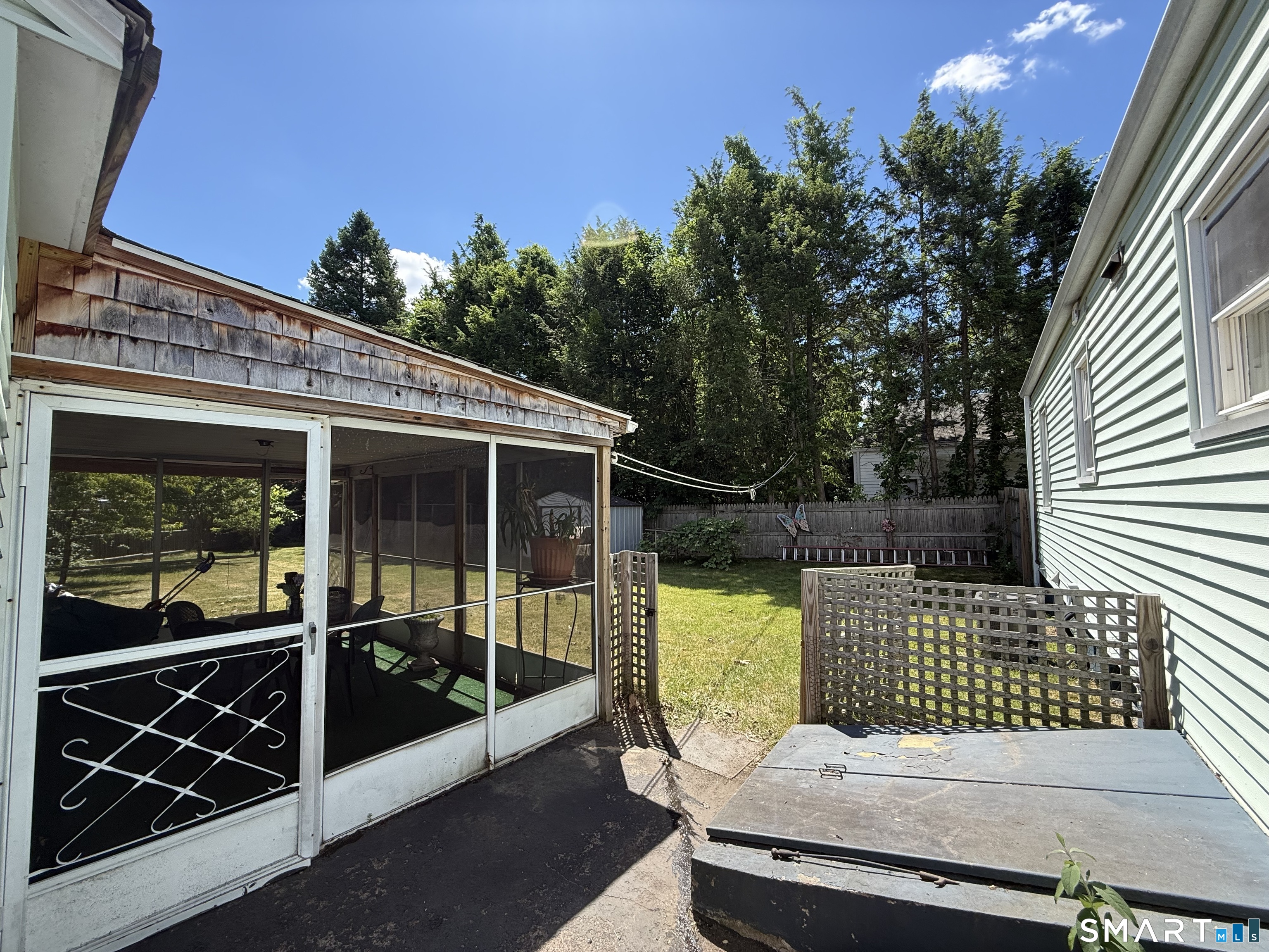 79 Adams Street South Manchester, CT 06040 - Photo 15 of 19