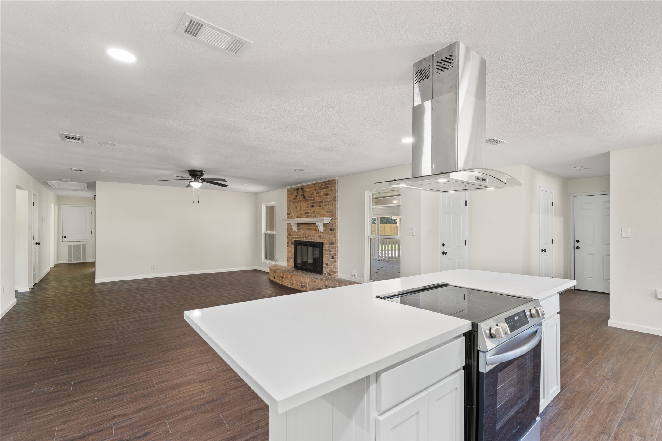 735 Laurelia Loop Corrigan, TX 75939 - Photo 13 of 48