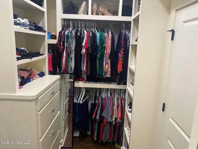 $524,900 | 1425 Pine Hill Drive, Raymond, MS 39154