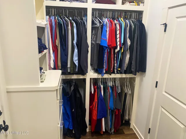 $524,900 | 1425 Pine Hill Drive, Raymond, MS 39154