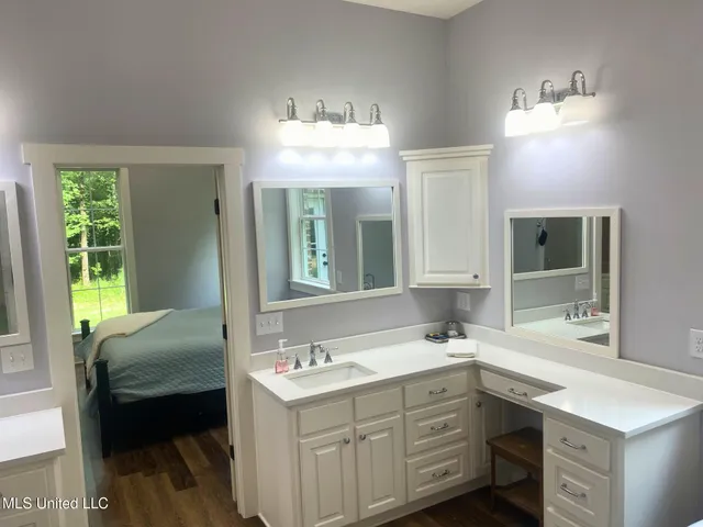 $524,900 | 1425 Pine Hill Drive, Raymond, MS 39154