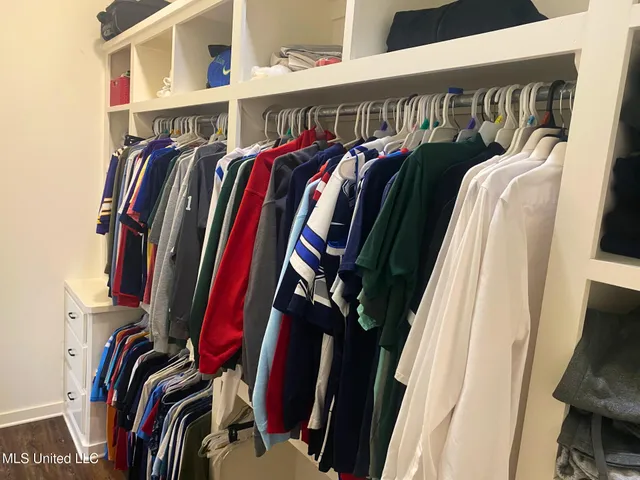 $524,900 | 1425 Pine Hill Drive, Raymond, MS 39154