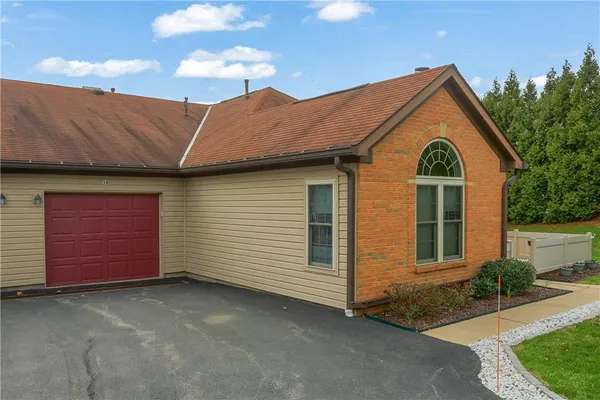 $300,000 | 58 Ashford Drive, Cranberry Township, PA 16066