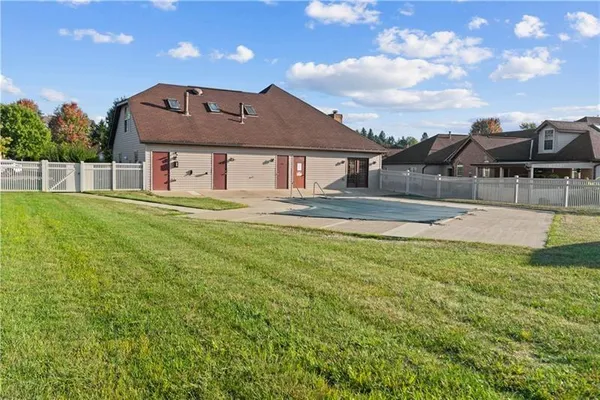 $300,000 | 58 Ashford Drive, Cranberry Township, PA 16066