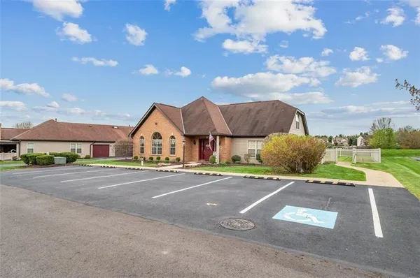 $300,000 | 58 Ashford Drive, Cranberry Township, PA 16066