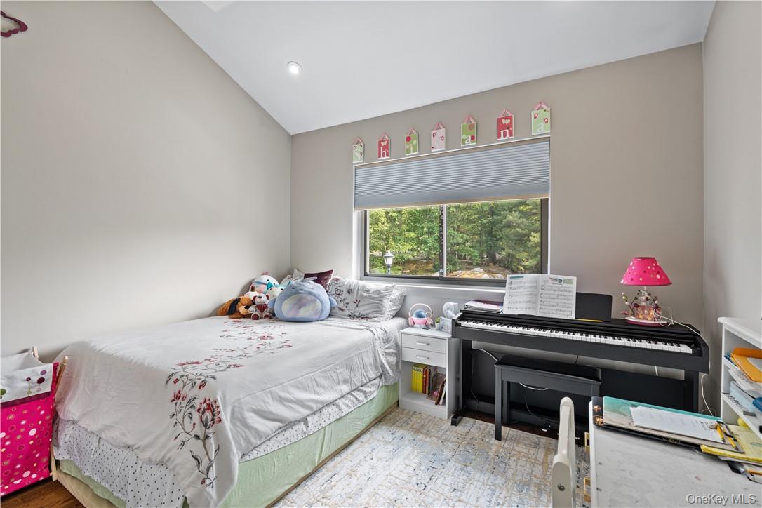 17 Top Of The Ridge, Unit A5 Mamaroneck, NY 10543 - Photo 15 of 20