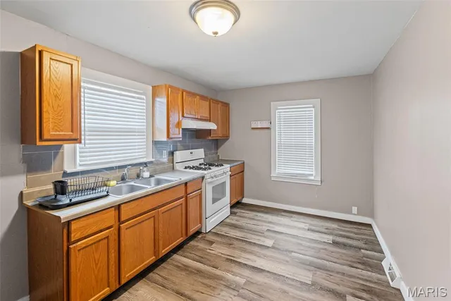 $107,000 | 833 State Street, Wood River, IL 62095