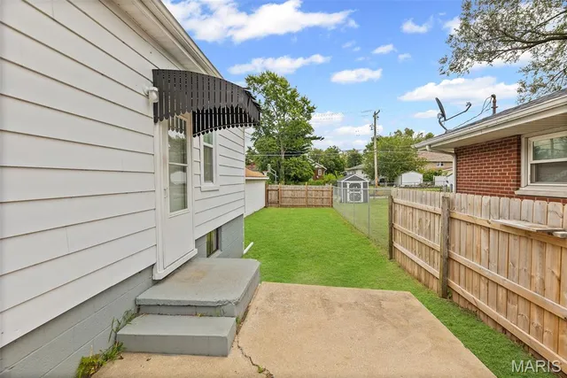 $107,000 | 833 State Street, Wood River, IL 62095