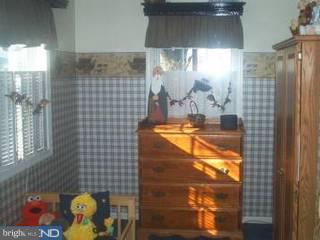 271 B Street Carneys Point, NJ 08069 - Photo 4 of 6 Gallery Image 4