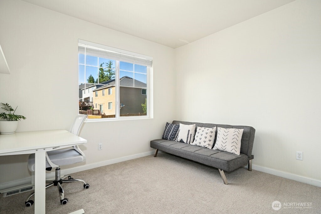 4915 Northeast 5th Street Renton, WA 98059 - Photo 21 of 36 Gallery Image 21