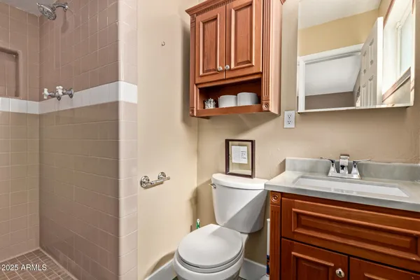 $2,400 | 6744 East Vernon Avenue, Scottsdale, AZ 85257