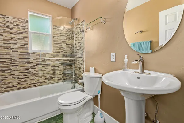 $2,400 | 6744 East Vernon Avenue, Scottsdale, AZ 85257